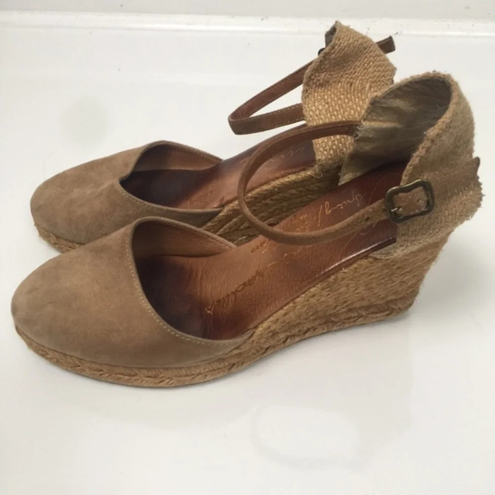 GAIMO ESPADRILLE NUDE SUADE LEATHER UPPER WEDGE
